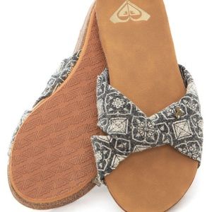 Roxy Sandals
